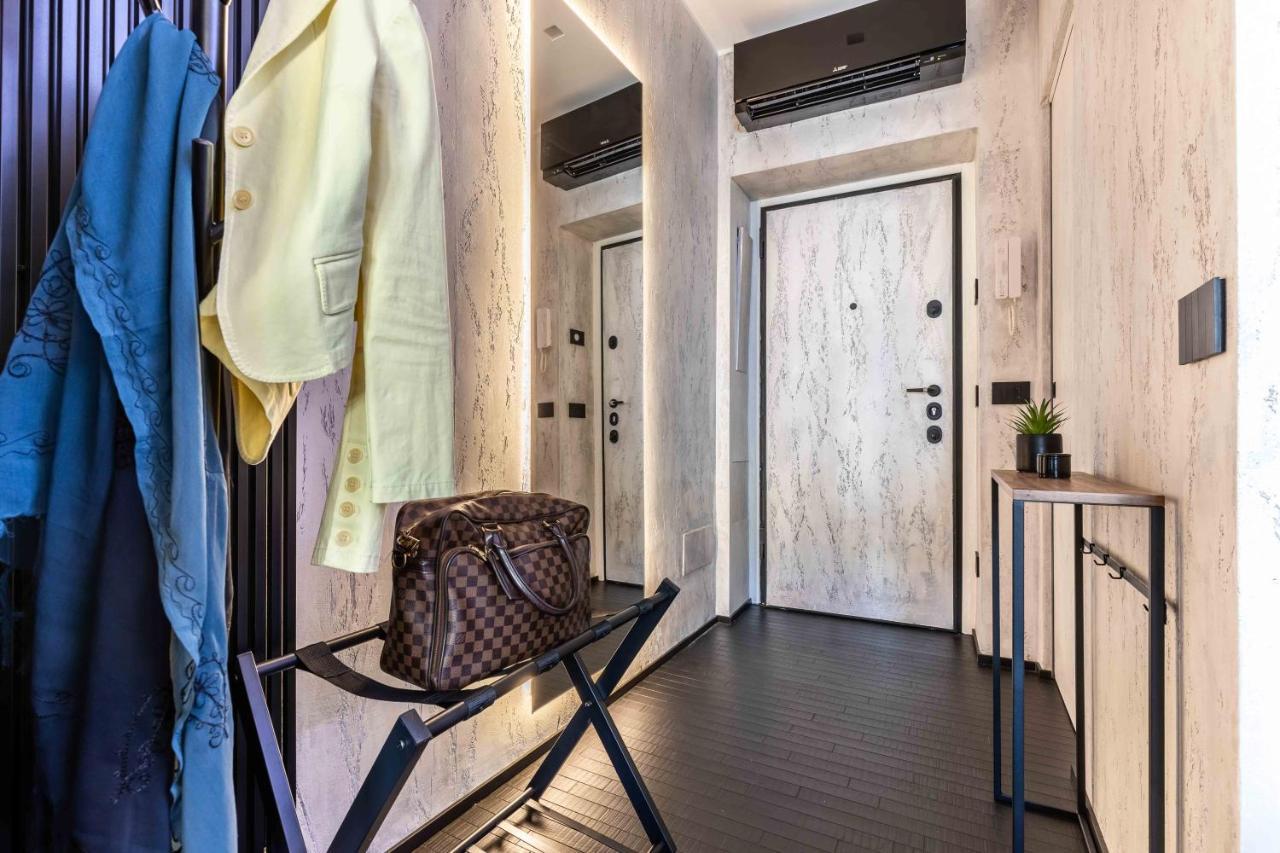 Quadrilatero Della Moda- Luxury Loft In The Heart Of The Fashion District Milan Luaran gambar