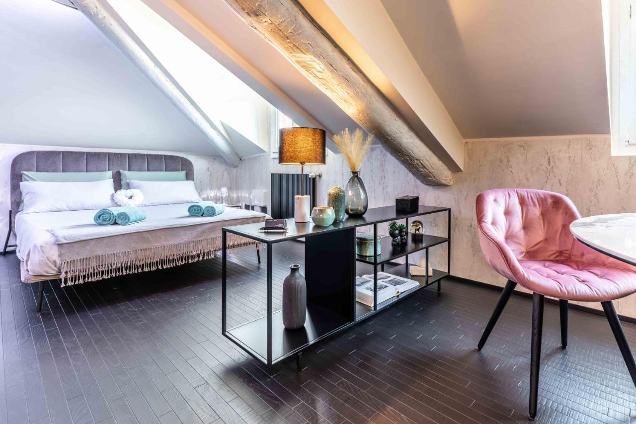 Quadrilatero Della Moda- Luxury Loft In The Heart Of The Fashion District Milan Luaran gambar